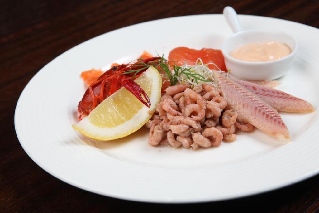 Hotel Restaurant De Hoogt Maasdam Εξωτερικό φωτογραφία