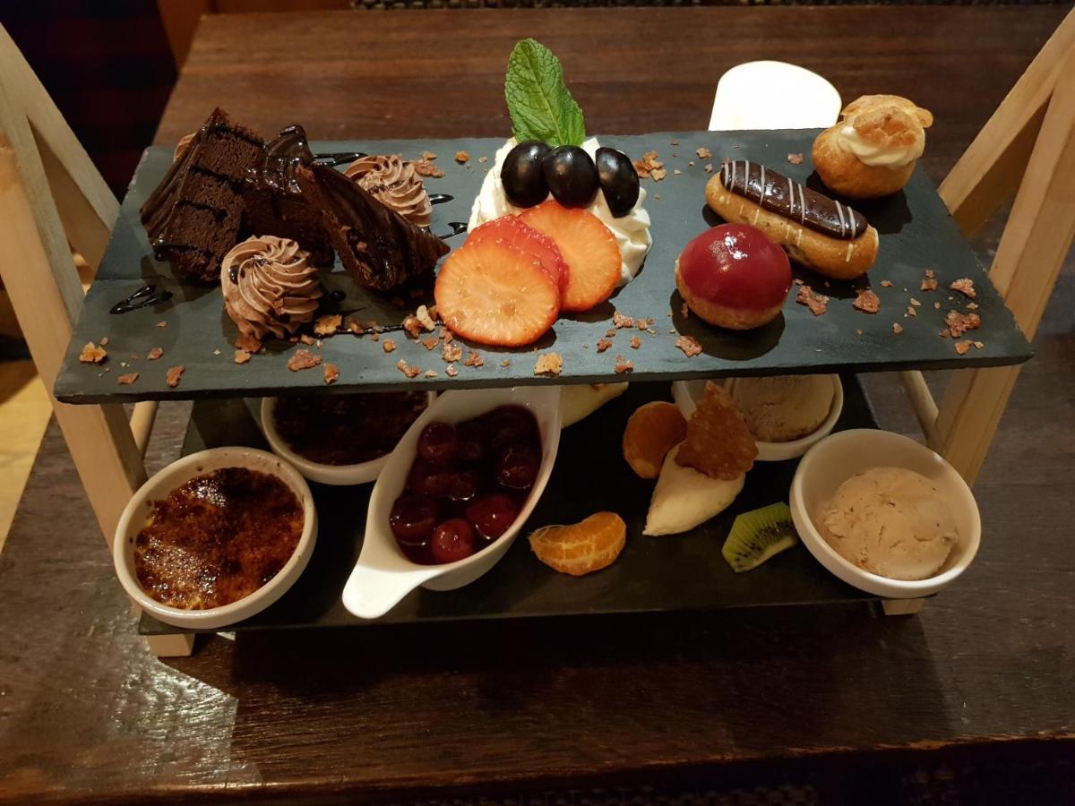 Hotel Restaurant De Hoogt Maasdam Εξωτερικό φωτογραφία